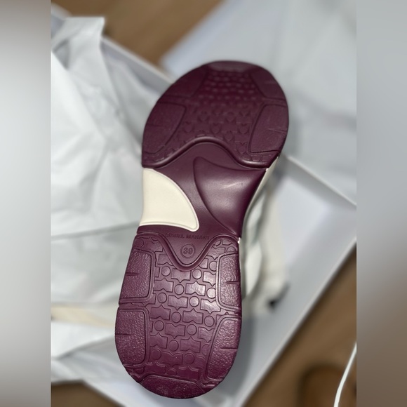 Isabel Marant Balskee Sneakers - Picture 6 of 6